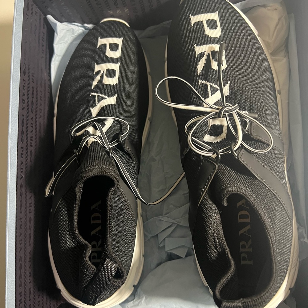 Knit Prada logo sneakers - Picture 3 of 11